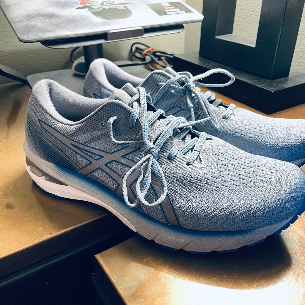 Excellent ASICS Men's GT-2000 10 Sheet Rock / Electric Blue 11 US 45 EUR 10 UK